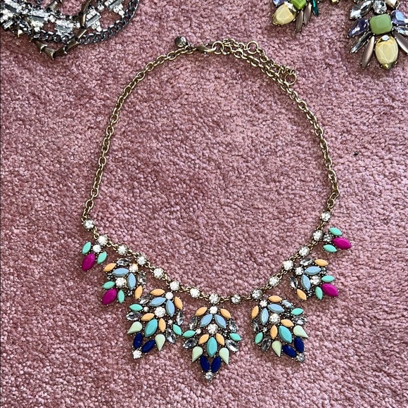 Stella & Dot Vibrant Multicolor Necklace Collection - Picture 10 of 12